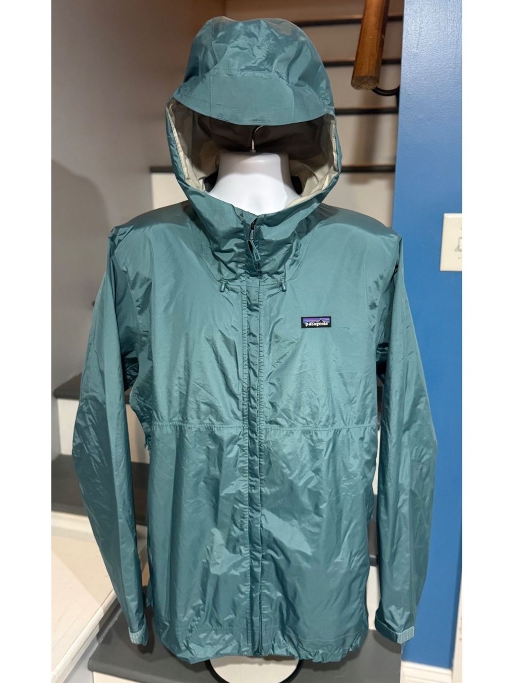 Patagonia Men’s Extra Large (XL) Torrentshell H2NO Tasmanian Teal Rain Jacket